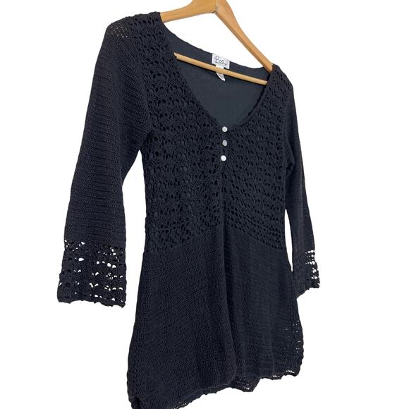 Lilly Pulitzer Women's M Black Crochet 3/4 Sleeve V Neck Whimsigoth Blouse Top - Picture 2 of 6